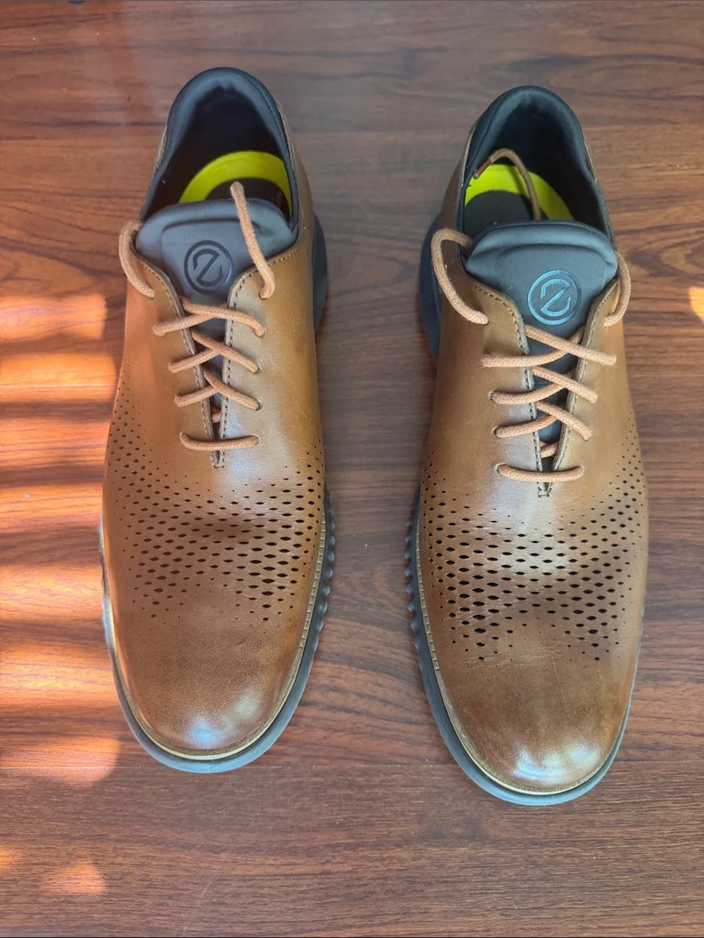 Cole Haan- Men's 10.5 2.zerogrand Brown Perforated Leather Lace-Up oxfords